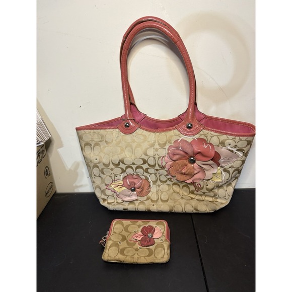 Coach Handbags - Coach Bleecker Beige & Pink Signature C Canvas Tote w/Matching Wallet See Desc